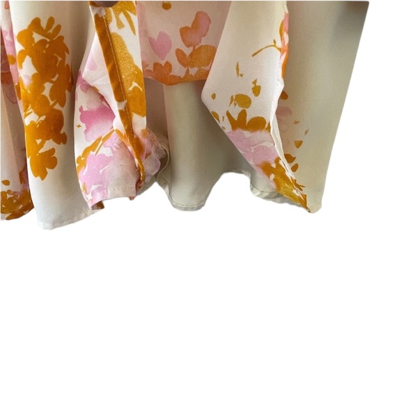 Paper Crown Anthropologie Muri Cream Multicolor Floral Romper Size M - Picture 13 of 15